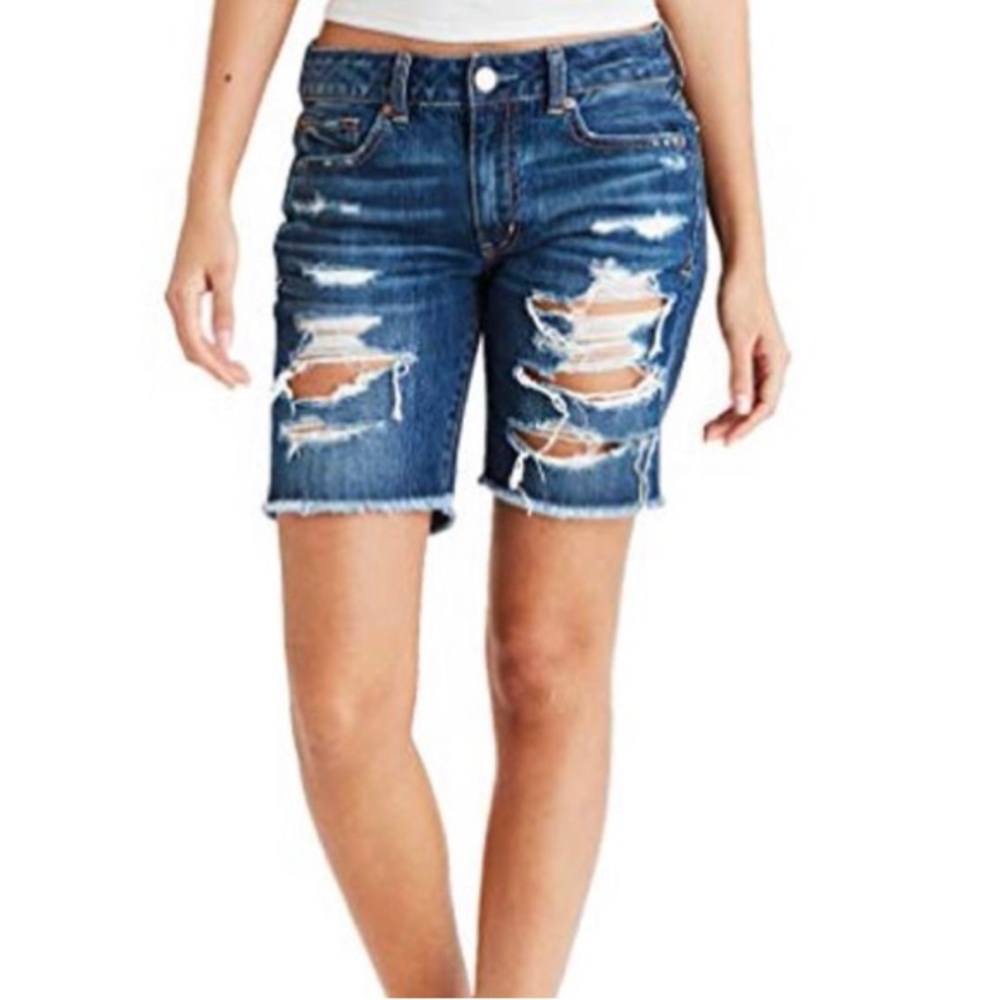 American Eagle Tomgirl Bermuda Jean Shorts/Destroyed Denim Style/Size 6
